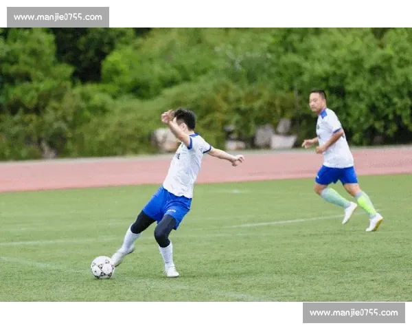 权威资讯汇聚一站式平台全面解析最新足球赛事动态